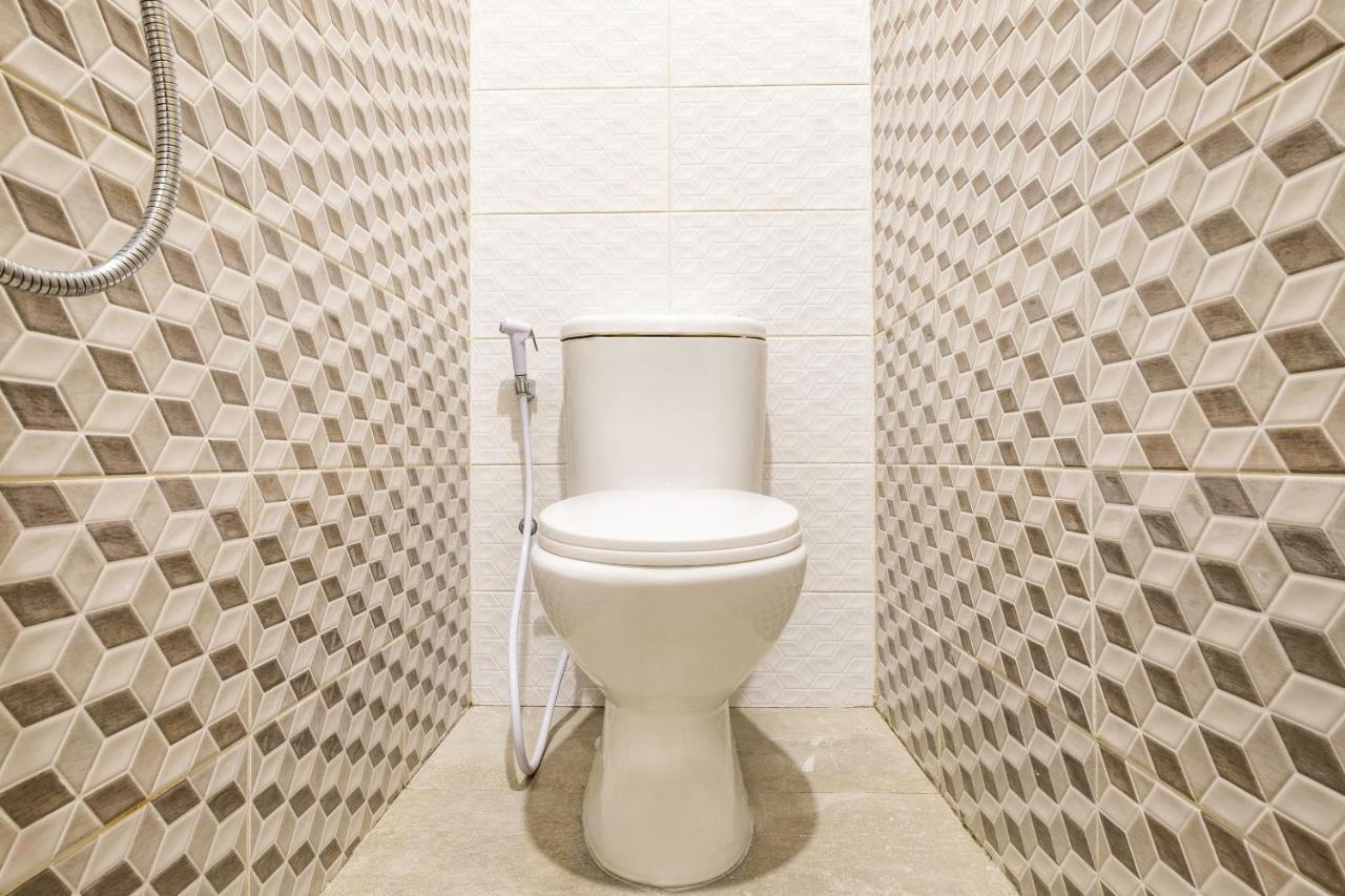 Oyo Life 2673 Rosewood Residence كراوانغ المظهر الخارجي الصورة