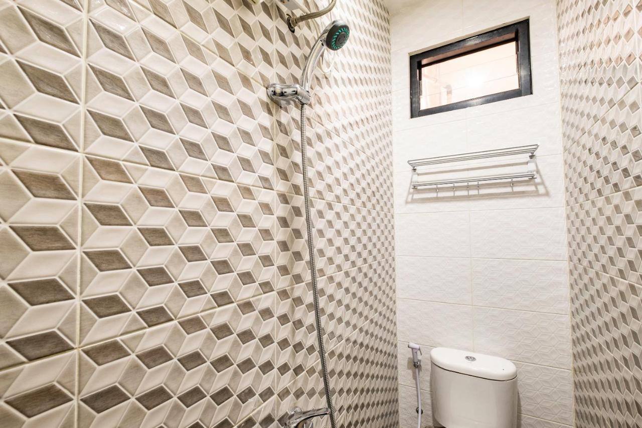 Oyo Life 2673 Rosewood Residence كراوانغ المظهر الخارجي الصورة